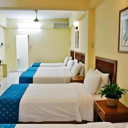 Seapark Condotel Hotel Kota Kinabalu Extérieur photo