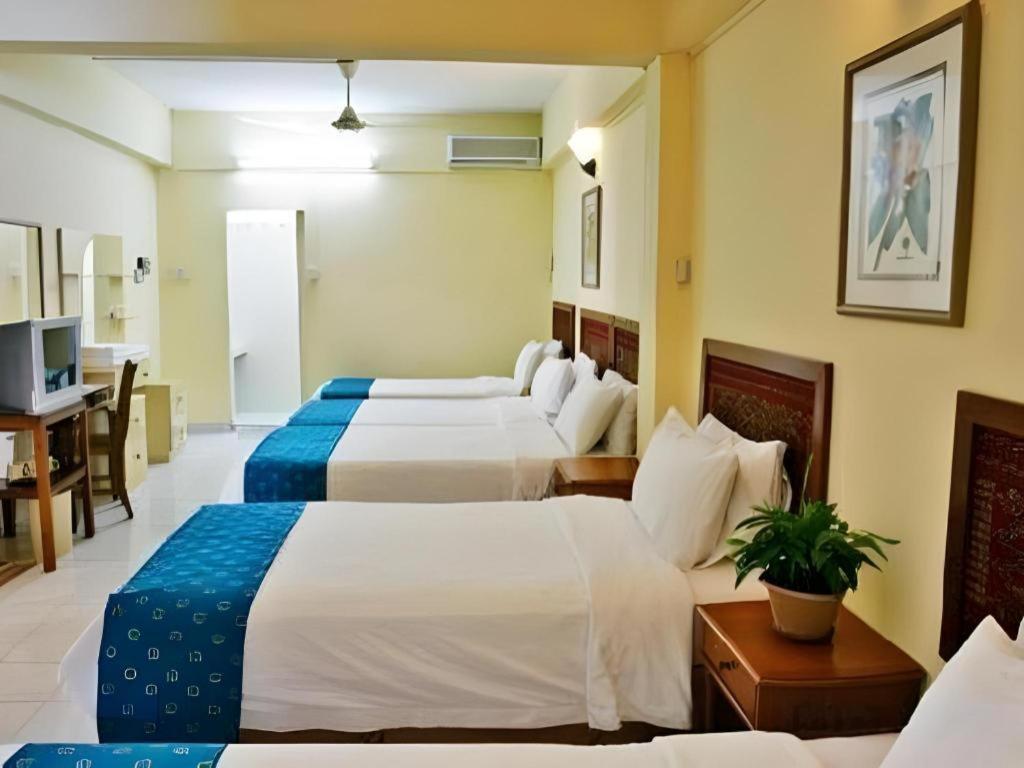Seapark Condotel Hotel Kota Kinabalu Extérieur photo