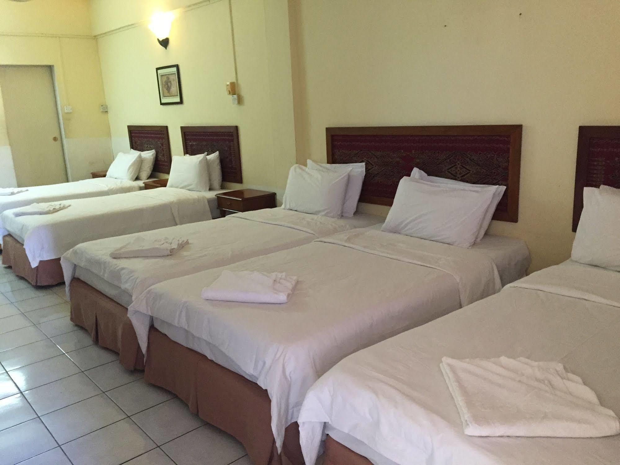 Seapark Condotel Hotel Kota Kinabalu Extérieur photo